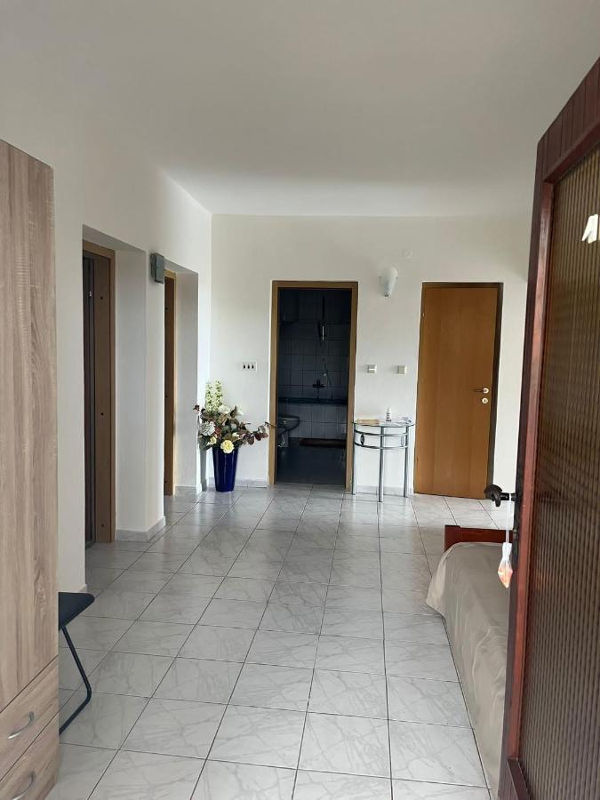 Apartments Lili Senj  Eksteriør billede
